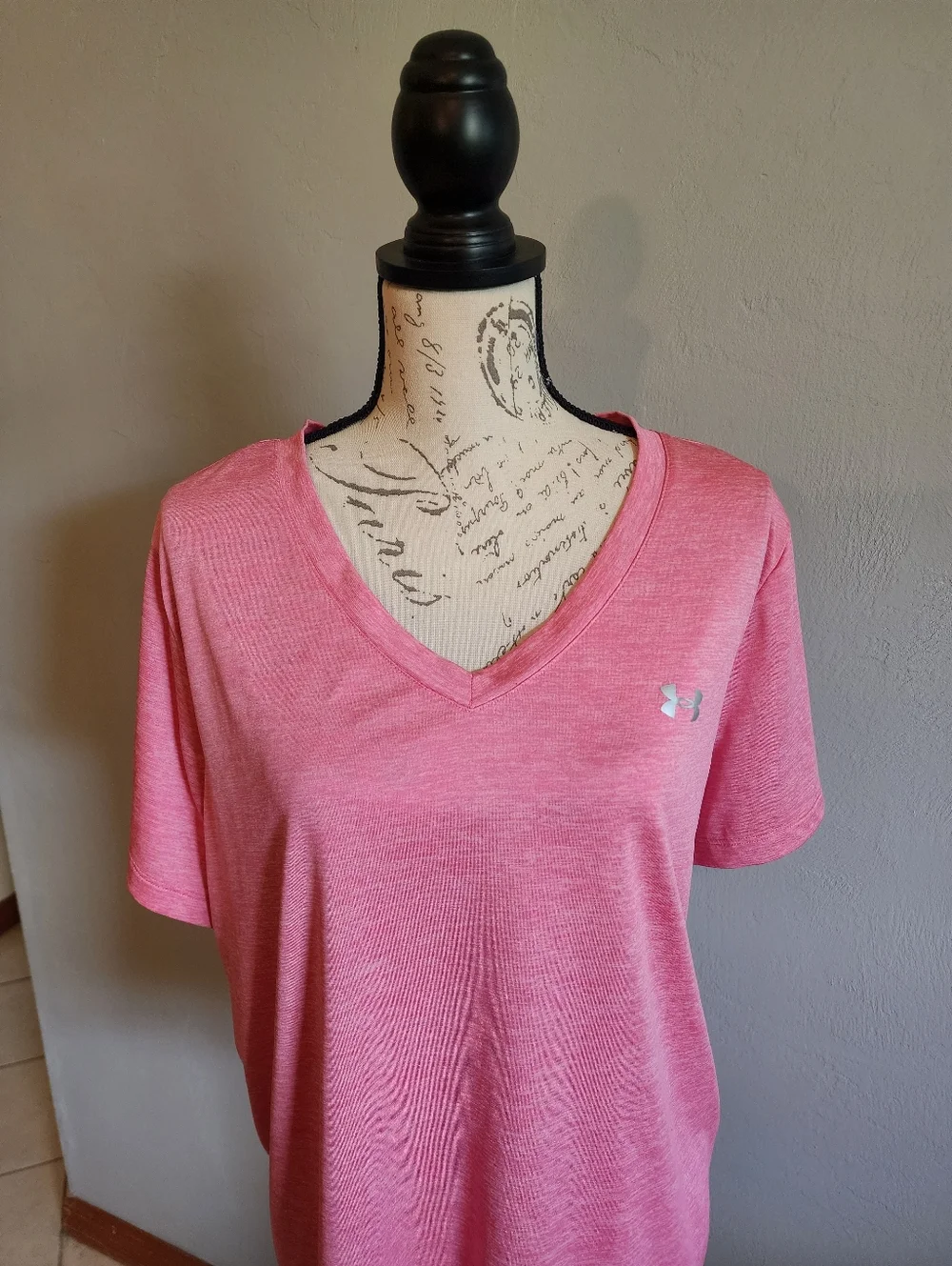 Under Armour Women's Heathered Pink V-Neck Tee - Picture 2 of 6